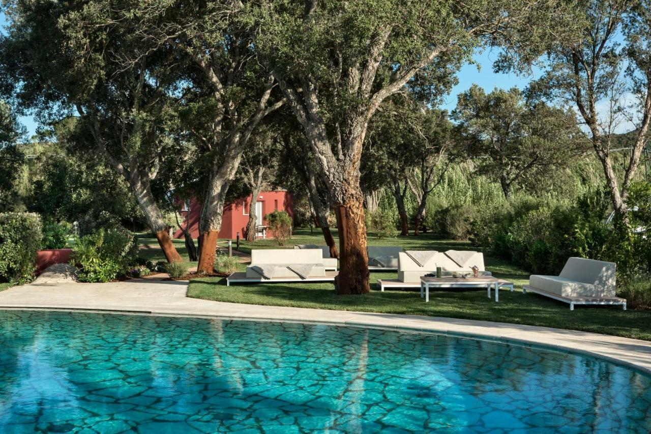 Hotel Li Neuli Country Club San Pantaleo Exteriér fotografie