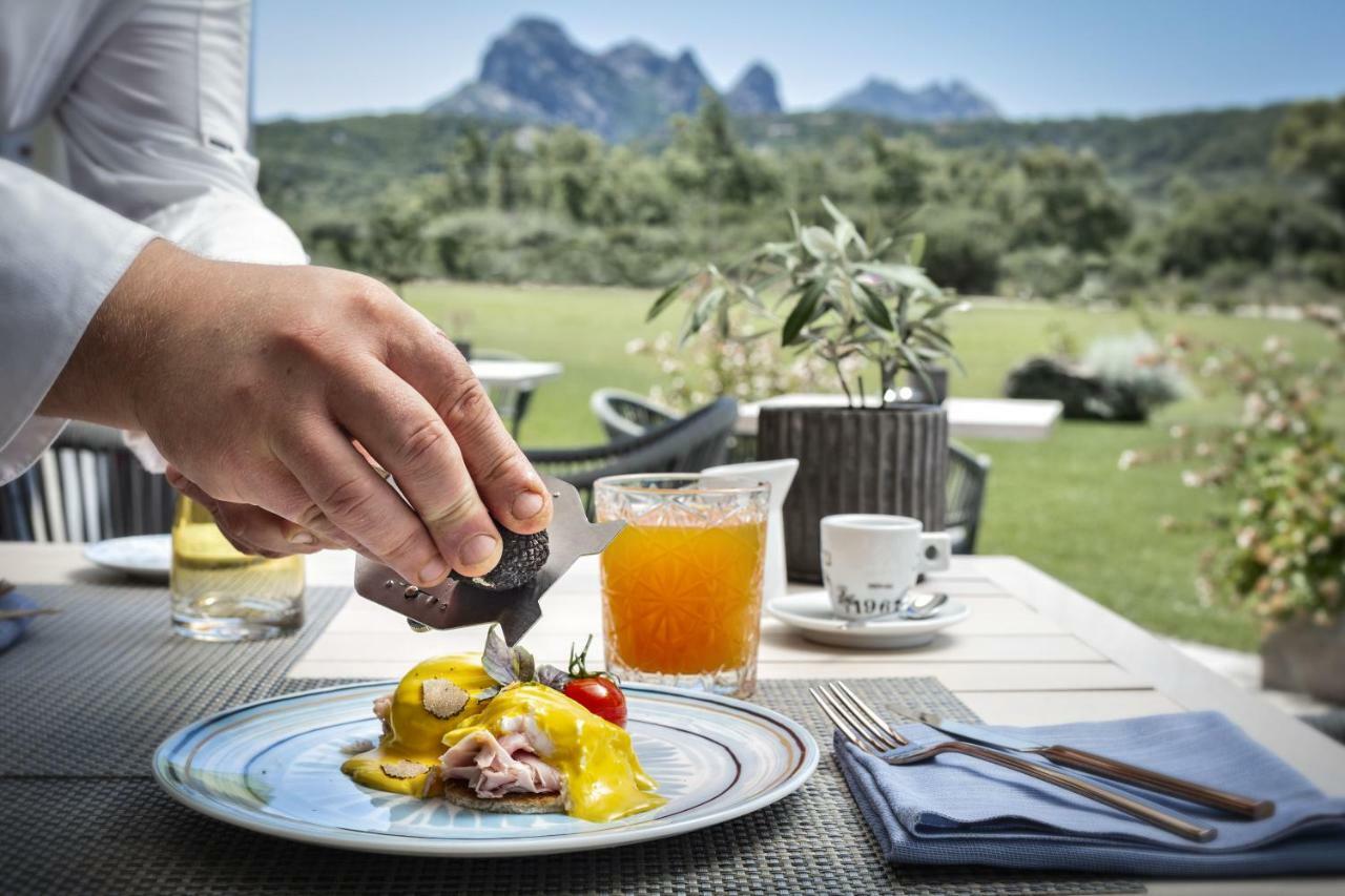 Hotel Li Neuli Country Club San Pantaleo Exteriér fotografie